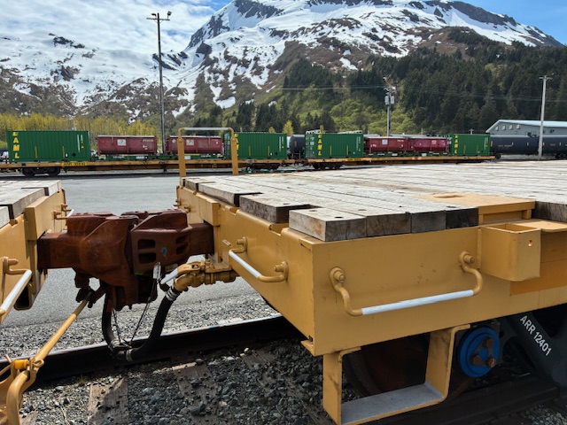 Flat car 