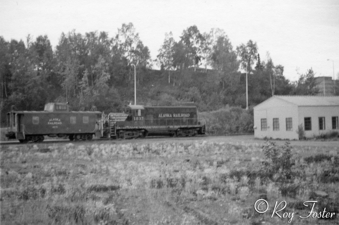 GP7 1837 ARR  Caboose 1071 ARR Anchorage 11 September 1973