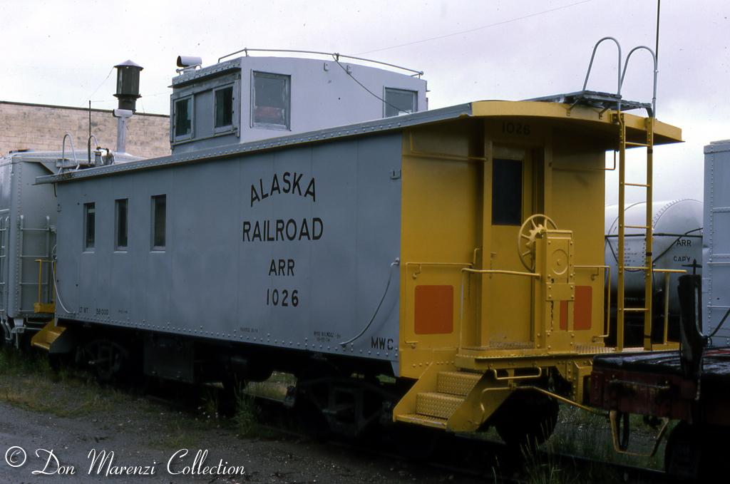 caboose 1026