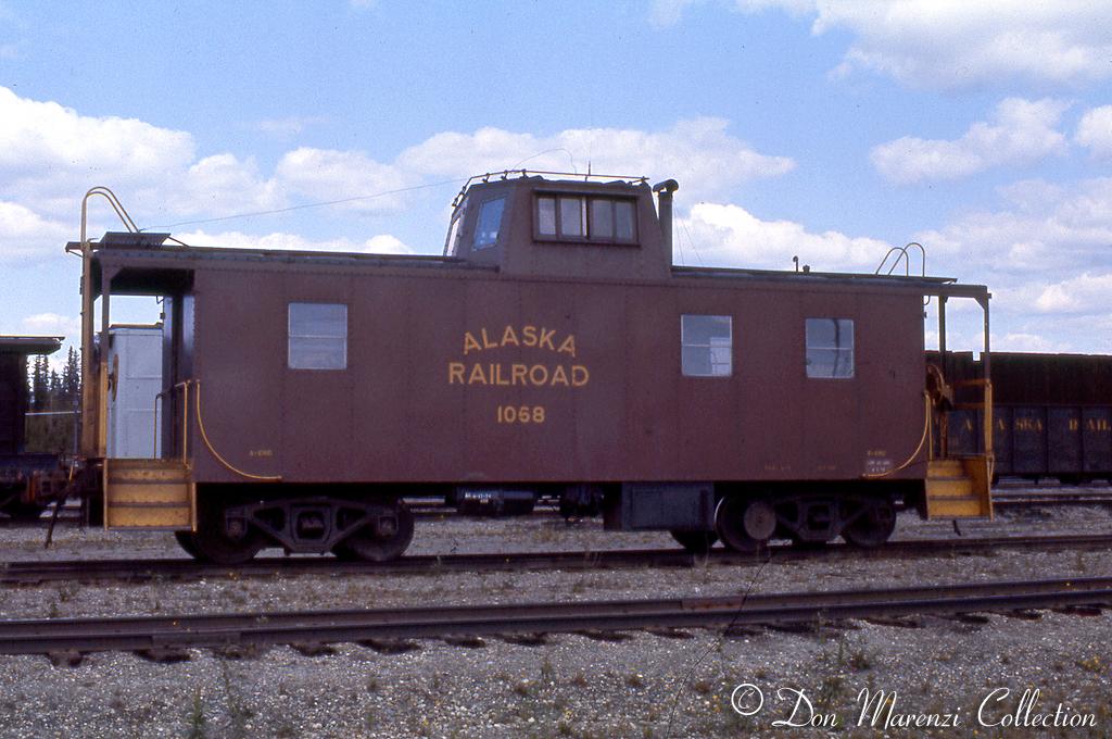 caboose 1068