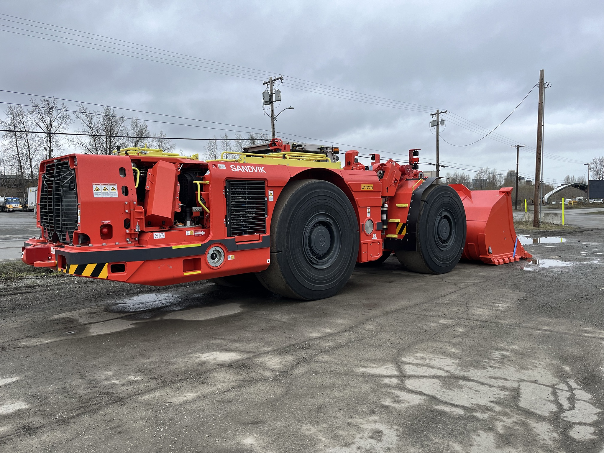 Electric loader